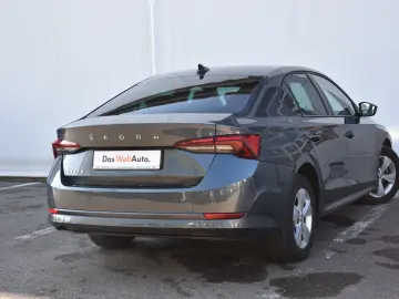 SKODA OCTAVIA STYLE 1.5 Benzina