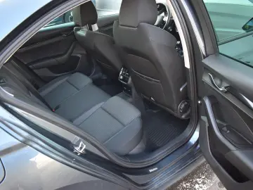 SKODA OCTAVIA STYLE 1.5 Benzina