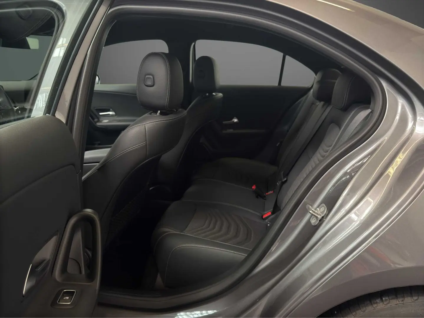 A 180 d Limousine Spurhalte LED SHZ Kamera