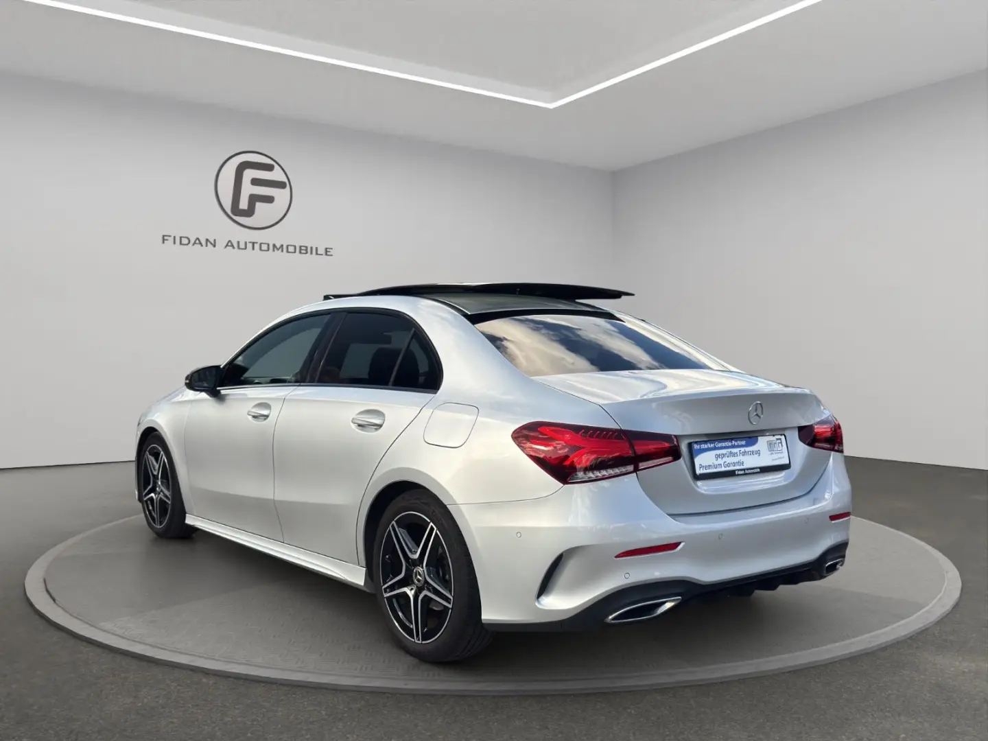 A 180d Lim. AMG-Line Pano Night LED Kamera Apple