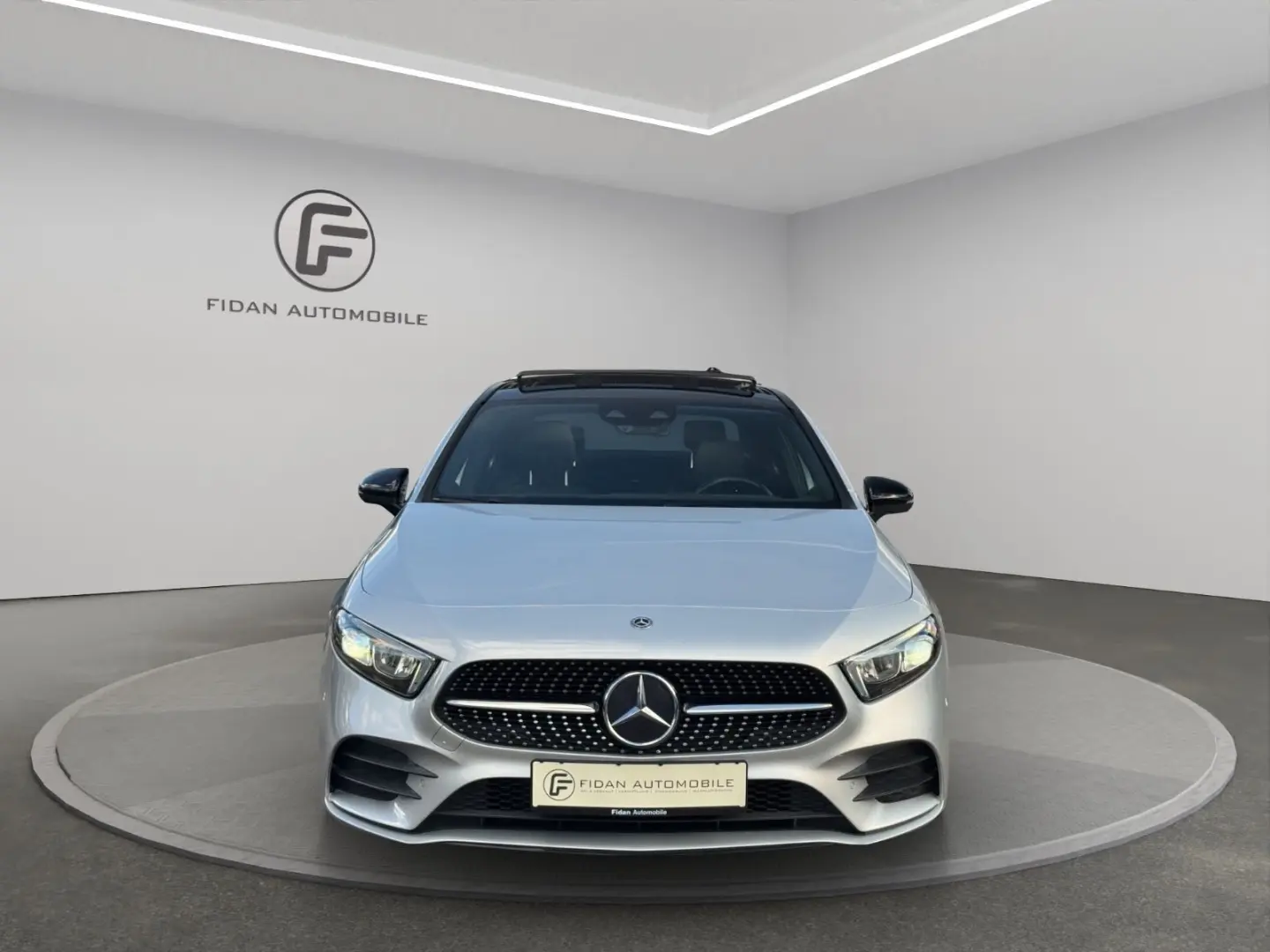 A 180d Lim. AMG-Line Pano Night LED Kamera Apple