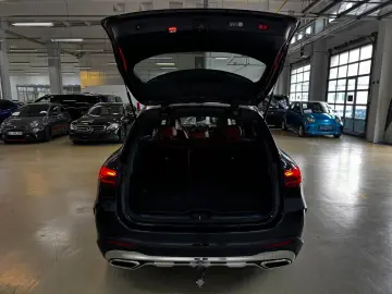 GLC 300 e 4M AMG Pano Distr Airm 360 Cam AHK 20 