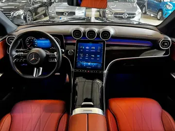 GLC 300 e 4M AMG Pano Distr Airm 360 Cam AHK 20 