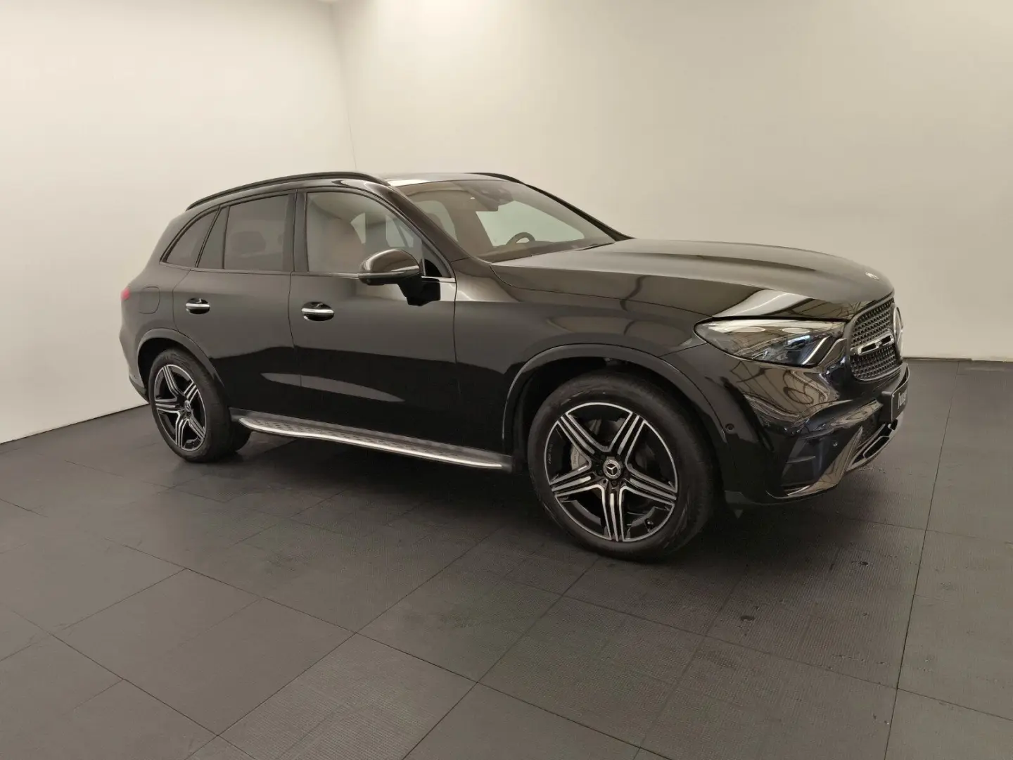 GLC 400 e 4M AMG Premium+ Airmatic AHK Burmester