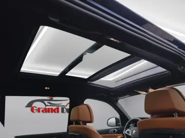 X7 xDrive40i/M PAKET/7 SITZE/LUFTFEDERUNG/360°