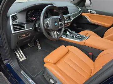 X7 xDrive40i/M PAKET/7 SITZE/LUFTFEDERUNG/360°