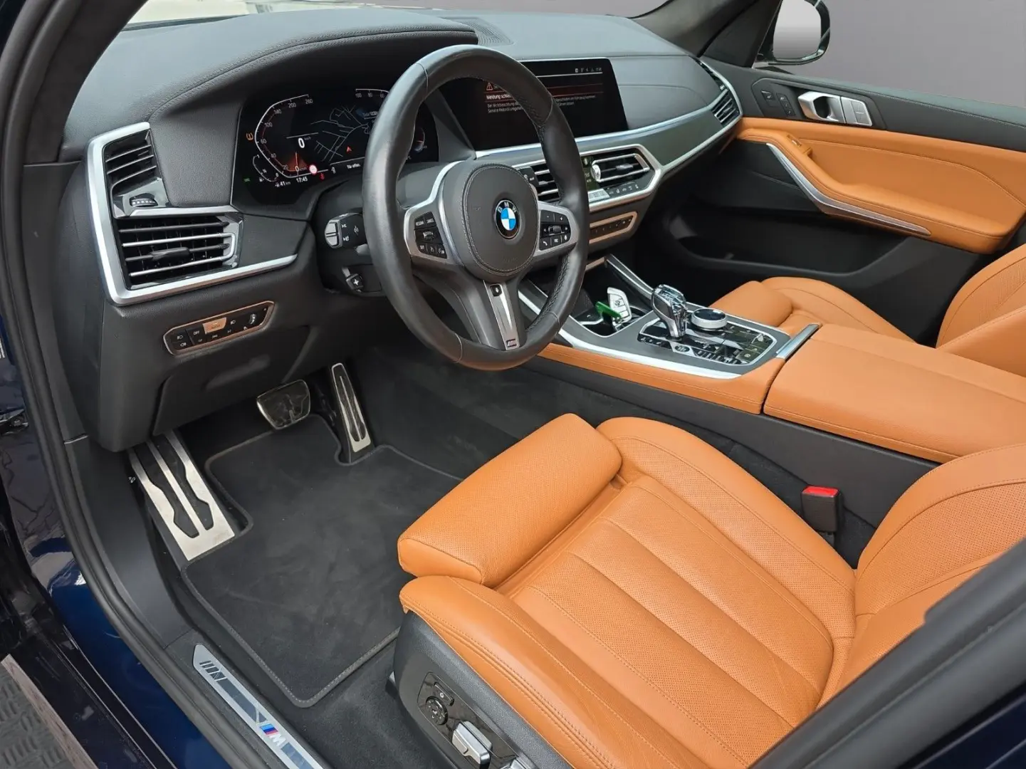 X7 xDrive40i/M PAKET/7 SITZE/LUFTFEDERUNG/360°