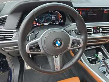 X7 xDrive40i/M PAKET/7 SITZE/LUFTFEDERUNG/360°