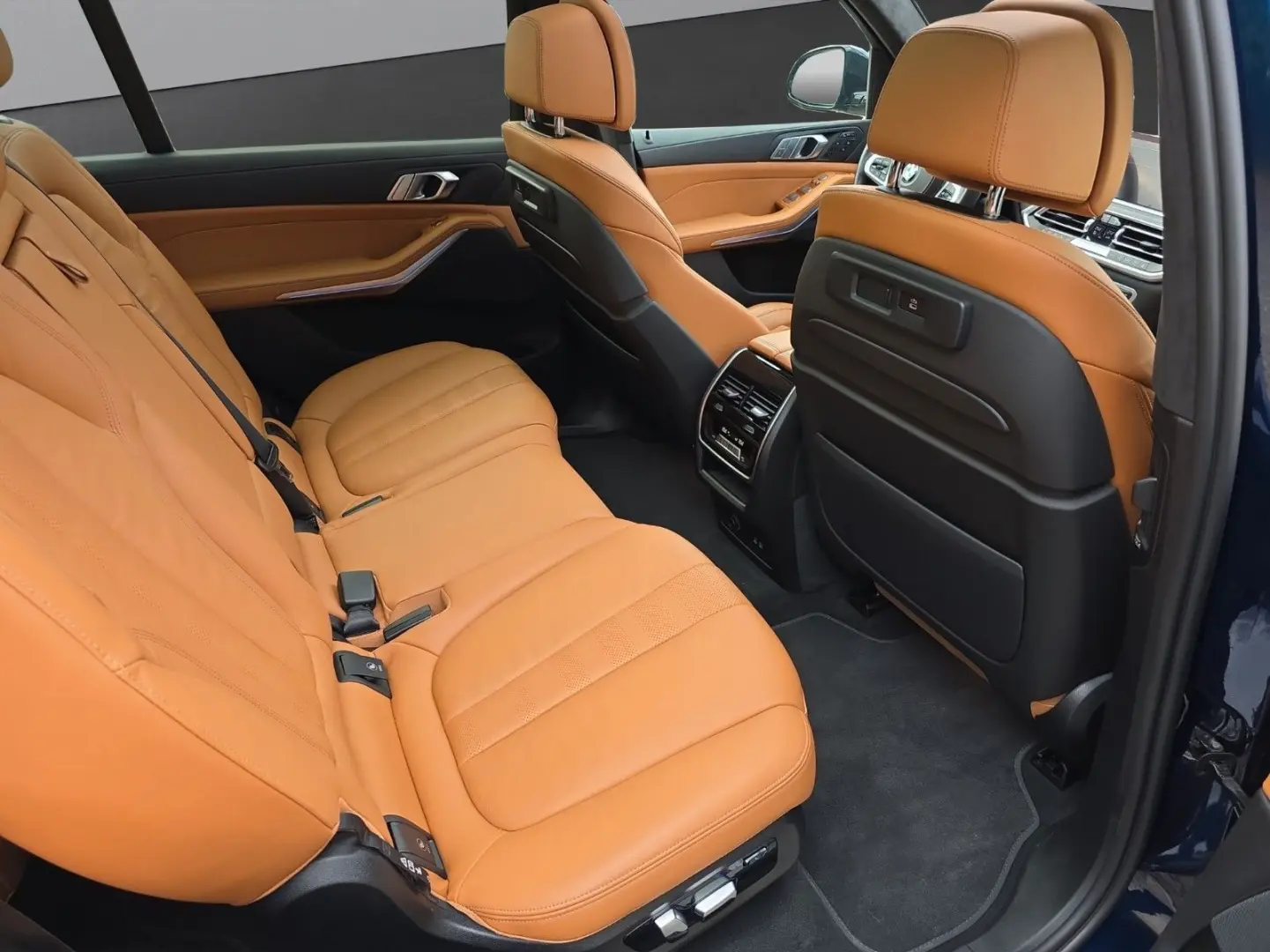 X7 xDrive40i/M PAKET/7 SITZE/LUFTFEDERUNG/360°
