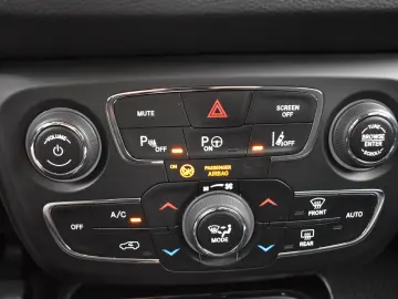 Jeep Compass 2.0 M-Jet 4x4 AT Limited