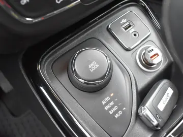 Jeep Compass 2.0 M-Jet 4x4 AT Limited