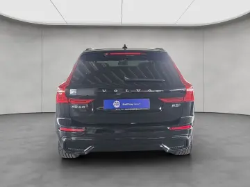 Volvo XC60 B5 B AWD Plus Dark