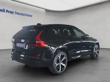 Volvo XC60 B5 B AWD Plus Dark