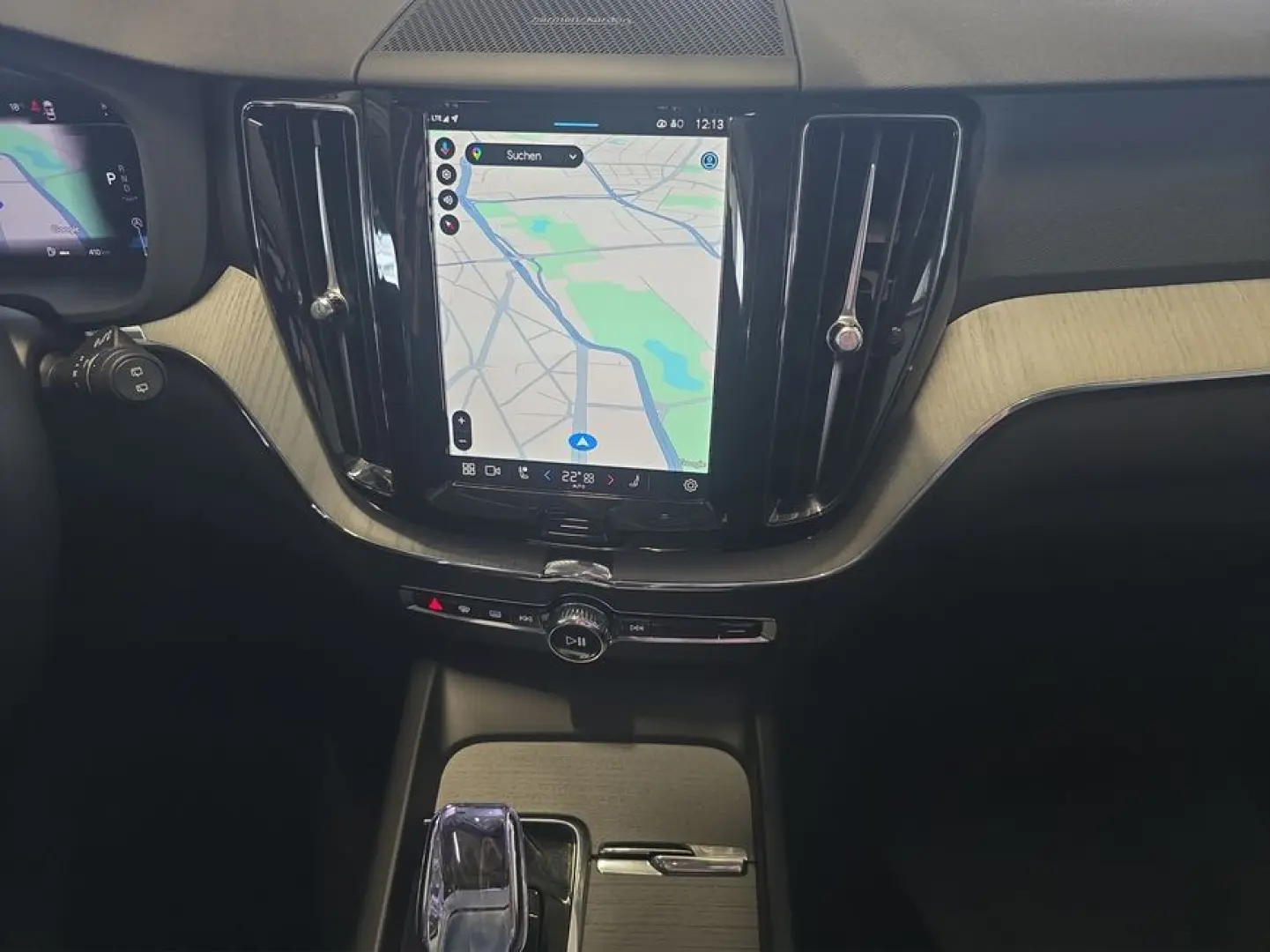 Volvo XC60 B5 B AWD Plus Dark