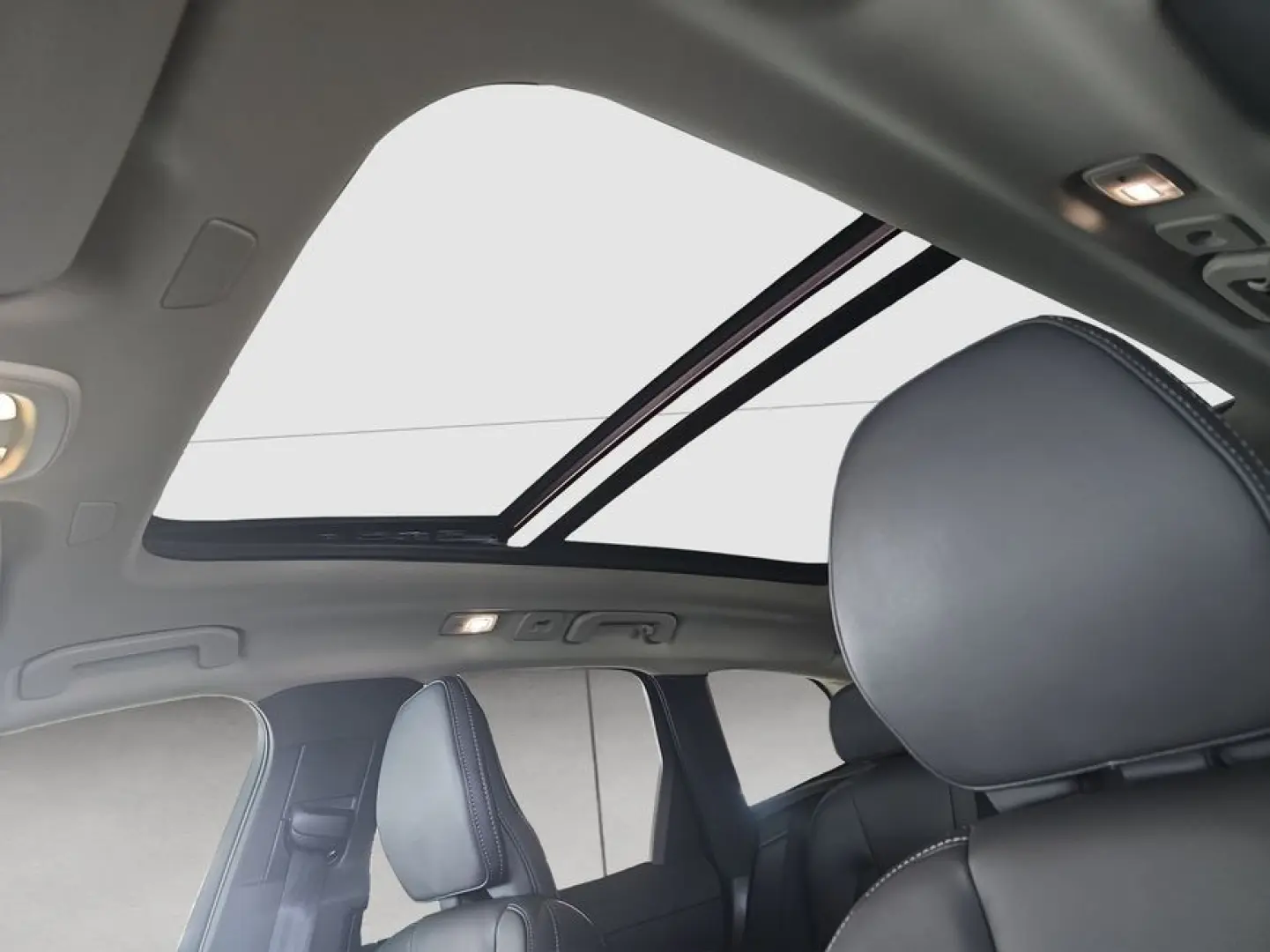 Volvo XC60 B5 B AWD Plus Dark