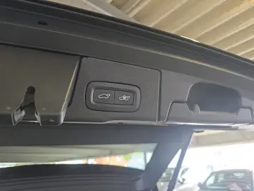 Volvo XC60 B5 B AWD Plus Dark