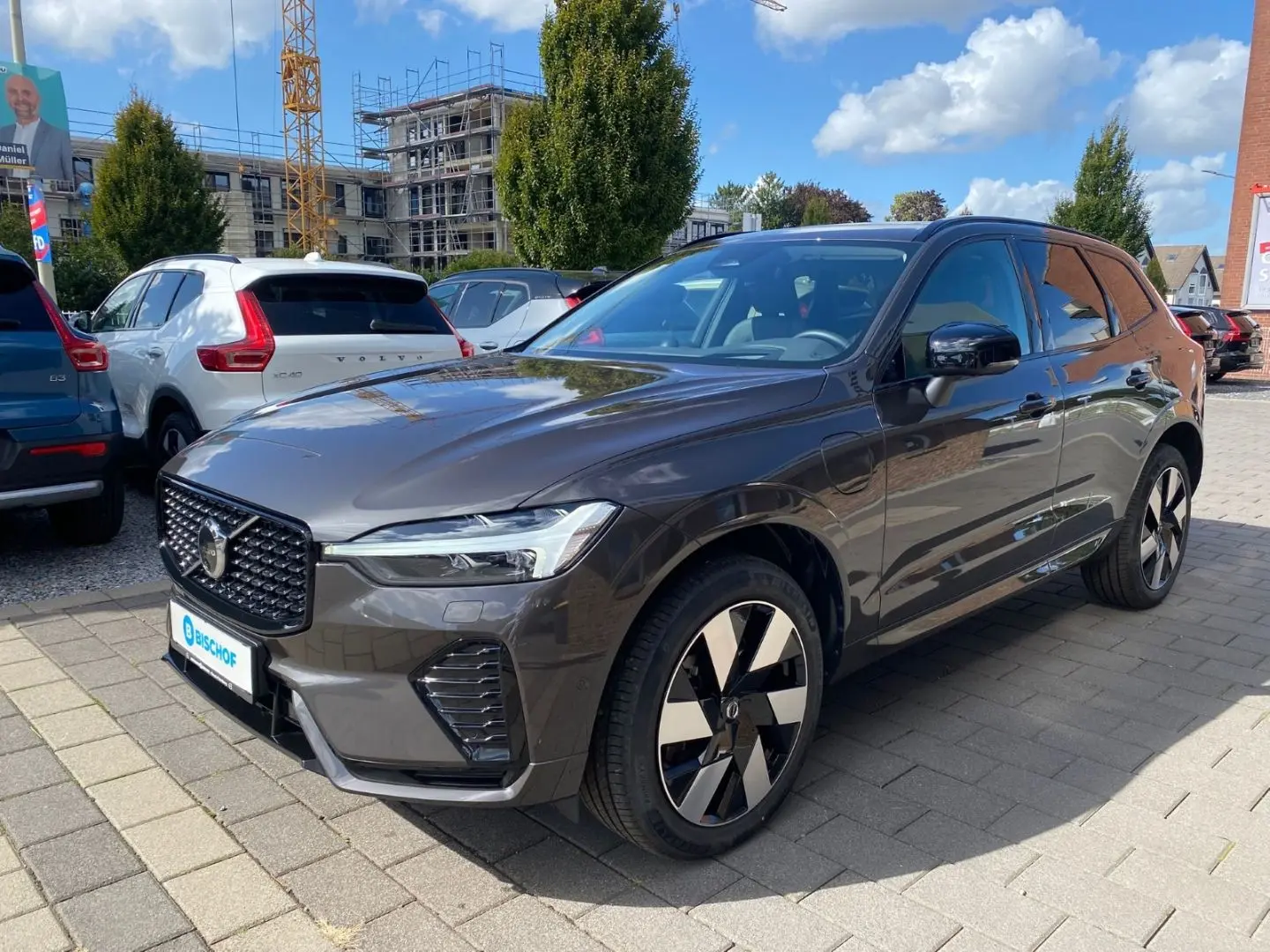 Volvo XC60 T8 Ultra Dark Plug-In Hybrid