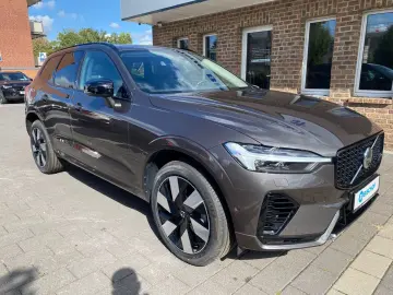 Volvo XC60 T8 Ultra Dark Plug-In Hybrid