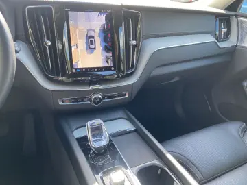 Volvo XC60 T8 Ultra Dark Plug-In Hybrid