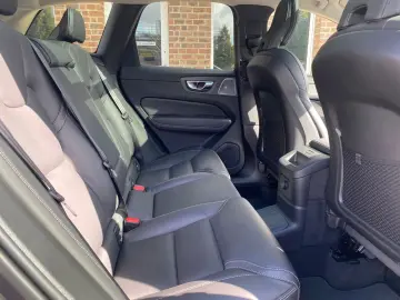 Volvo XC60 T8 Ultra Dark Plug-In Hybrid