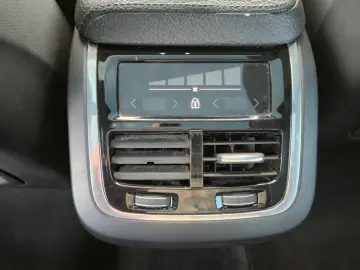 XC60 Momentum Pro 2WD Navi Panorama Kamera