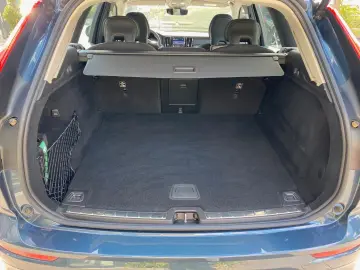 XC60 B4 Aut. Momentum Pro 2WD