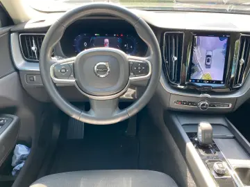 XC60 B4 Aut. Momentum Pro 2WD