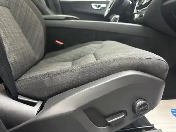 Volvo XC60 Inscription Expression Recharge