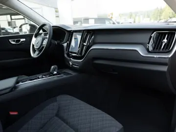 XC60 B4 Core KLIMA NAVI FACEL. LED KAMERA AHK