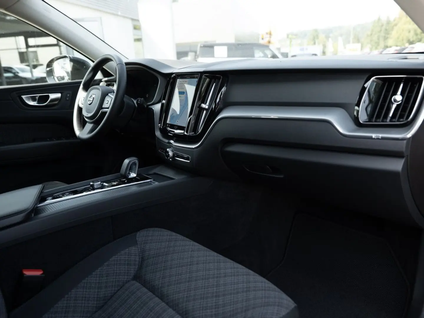XC60 B4 Core KLIMA NAVI FACEL. LED KAMERA AHK