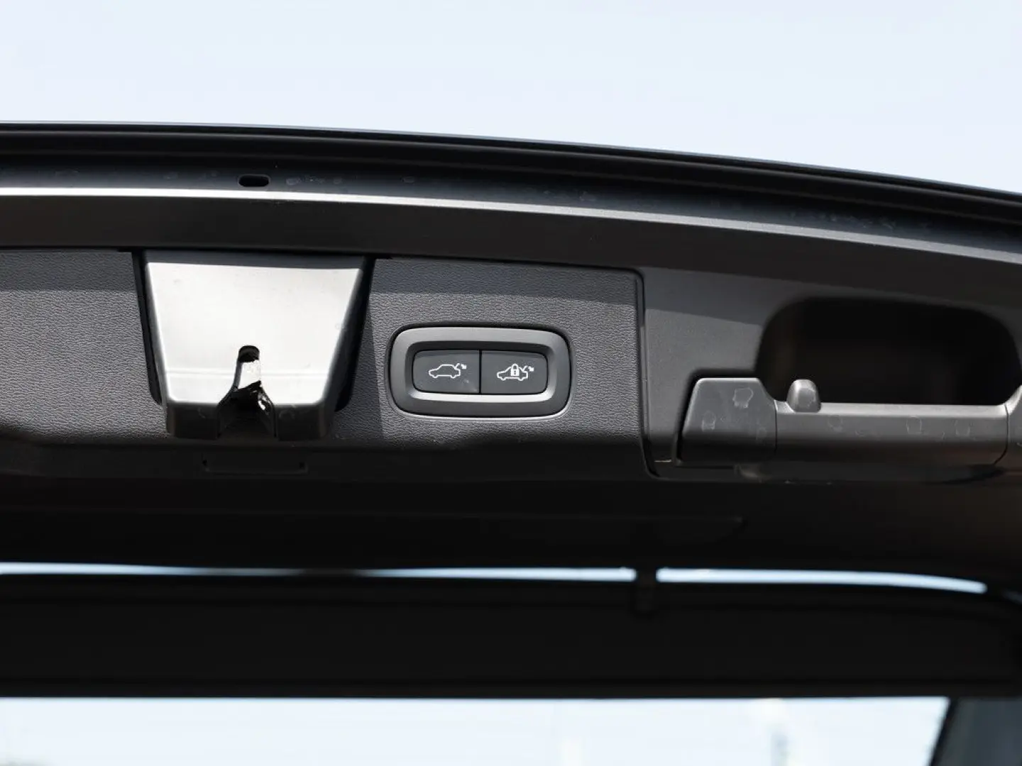 XC60 B4 Core KLIMA NAVI FACEL. LED KAMERA AHK