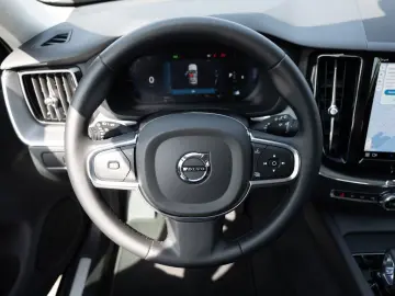 XC60 B4 Core KLIMA NAVI FACEL. LED KAMERA AHK