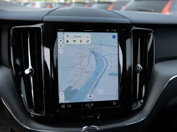 XC60 B4 Core KLIMA NAVI FACEL. LED KAMERA AHK