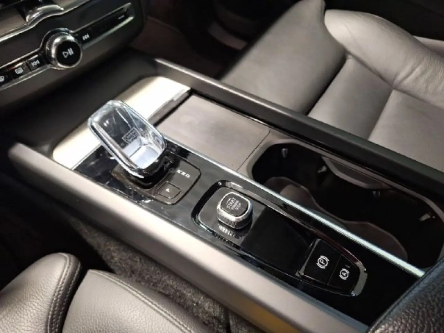 Volvo XC60 T8 AWD Recharge Inscription