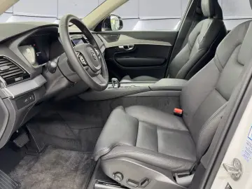 XC90 T8 AWD Plus Dark Plug-In ACC BLIS AHK H/K