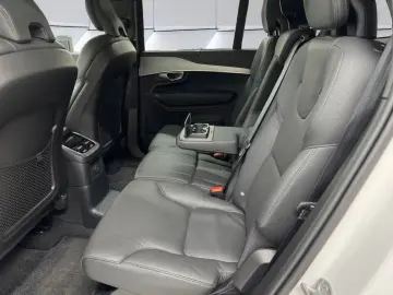 XC90 T8 AWD Plus Dark Plug-In ACC BLIS AHK H/K