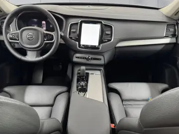 XC90 T8 AWD Plus Dark Plug-In ACC BLIS AHK H/K