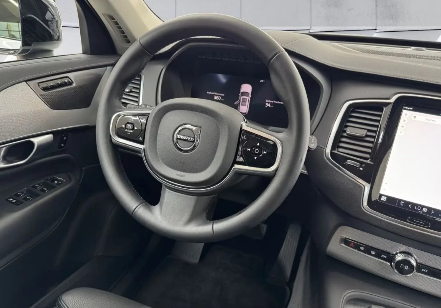 XC90 T8 AWD Plus Dark Plug-In ACC BLIS AHK H/K