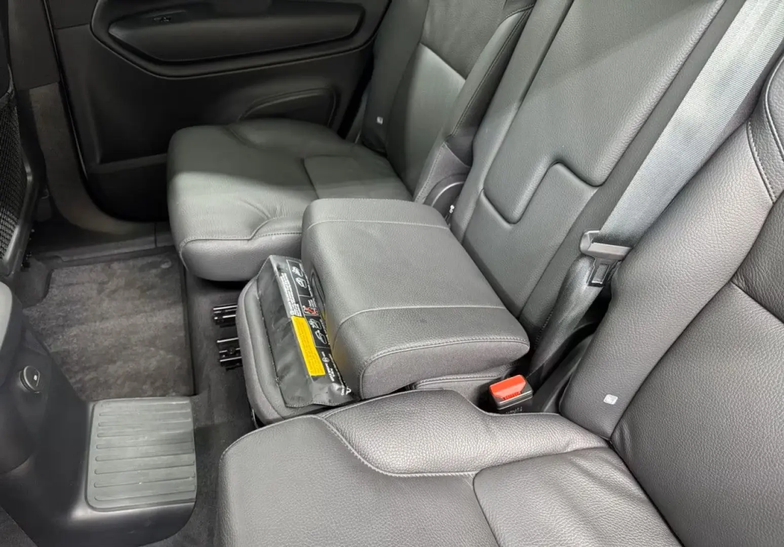 XC90 T8 AWD Plus Dark Plug-In ACC BLIS AHK H/K