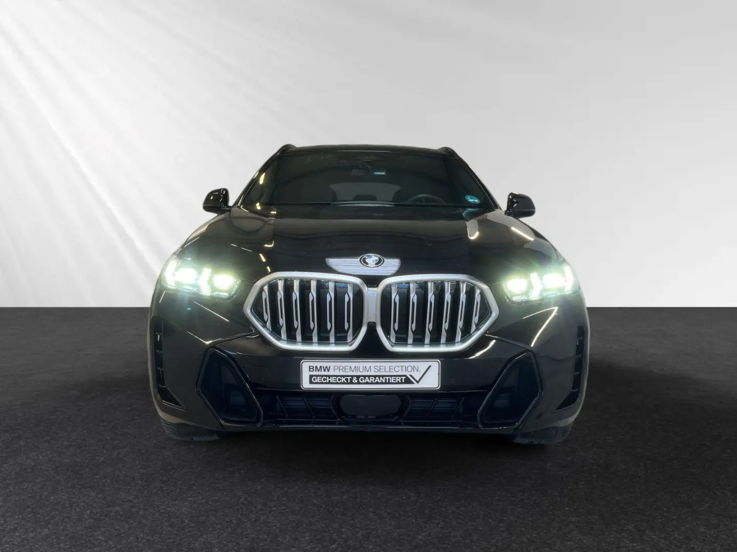 X6 xDr30d M Sp/SkyLounge/Massage/SoftClose/IconicG/360/AuxH