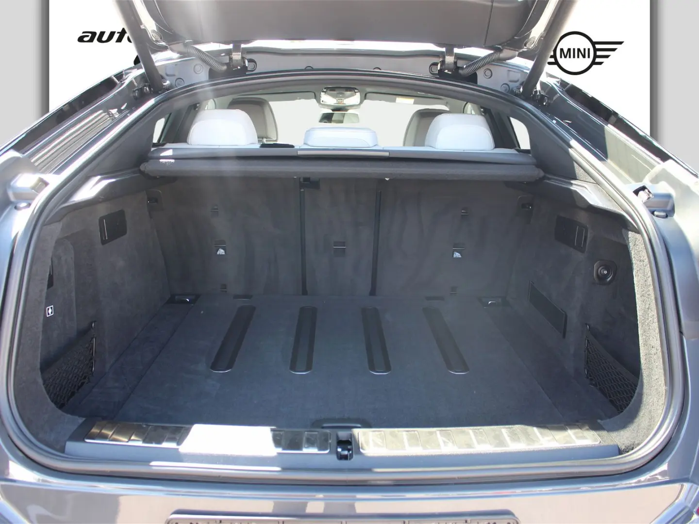 X6 xDr30d M Sport 22  Ventil SoftClose IconicG 360 CraftedC