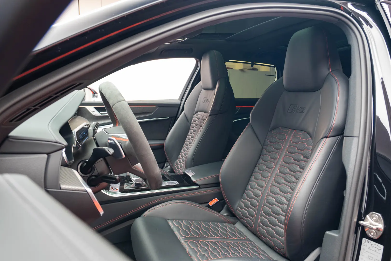 AUDI RS6 -CERAMIC BRAKES,MATRIX,B&O Sound,TRAPA PANORAMICA