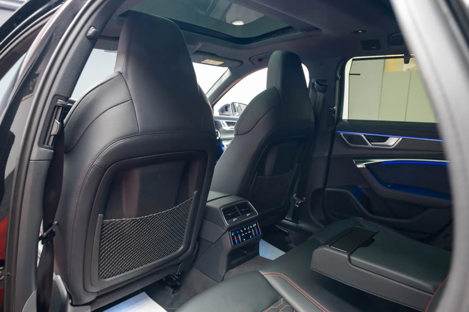 AUDI RS6 -CERAMIC BRAKES,MATRIX,B&O Sound,TRAPA PANORAMICA