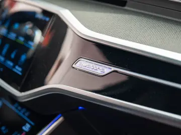 AUDI RS6 -CERAMIC BRAKES,MATRIX,B&O Sound,TRAPA PANORAMICA