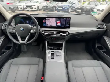 320d Lim. Innovation+Memory GARANTIE bis 04/2029