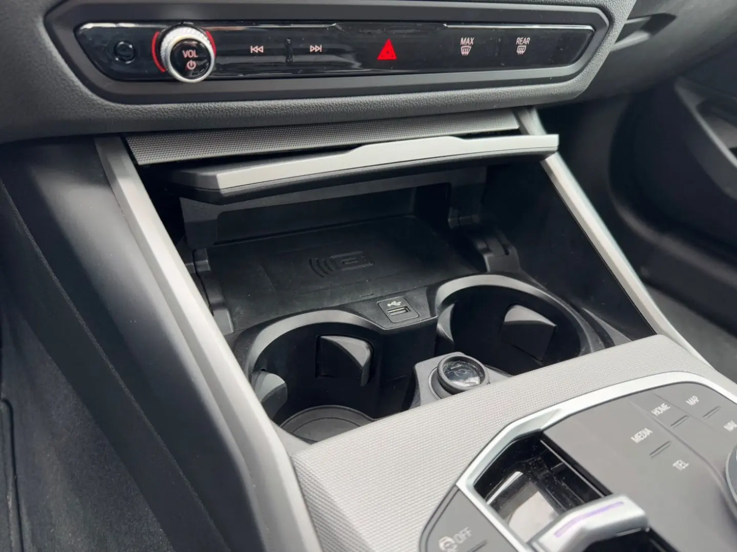 320d Lim. Innovation+Memory GARANTIE bis 04/2029