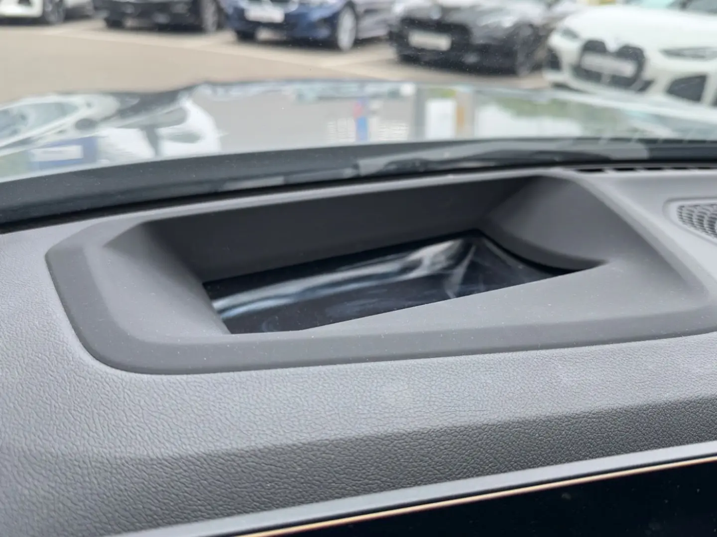320d Lim. Innovation+Memory GARANTIE bis 04/2029