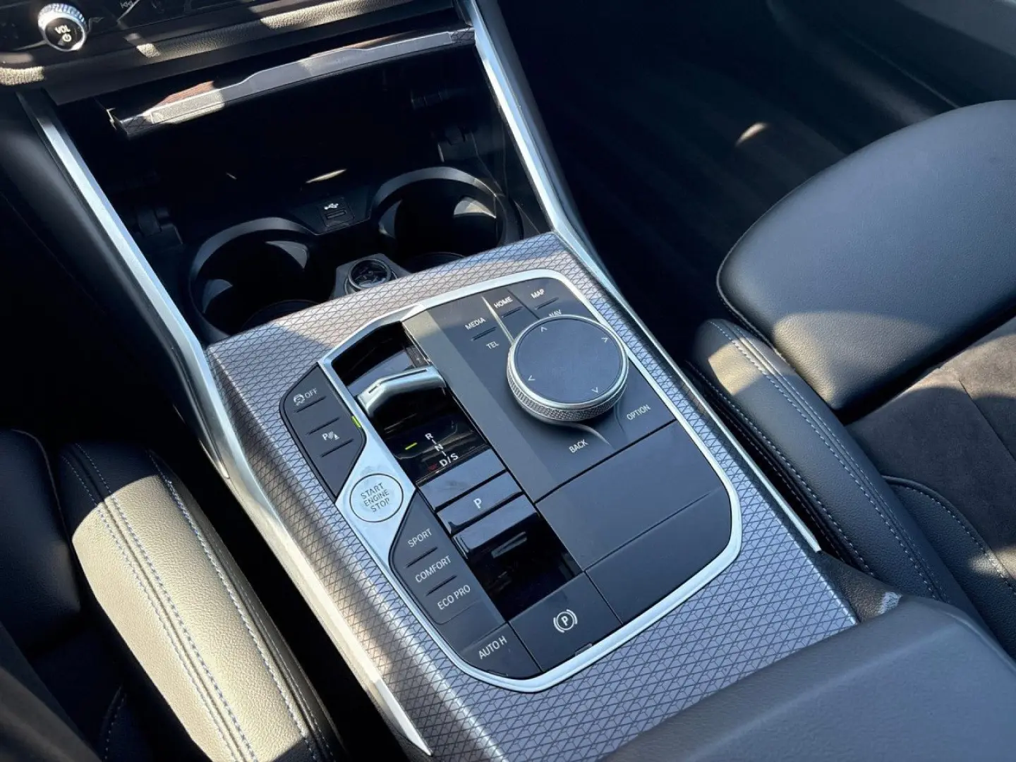 M340i xDrive M SportPro DrAs Kamera H/K adptLED