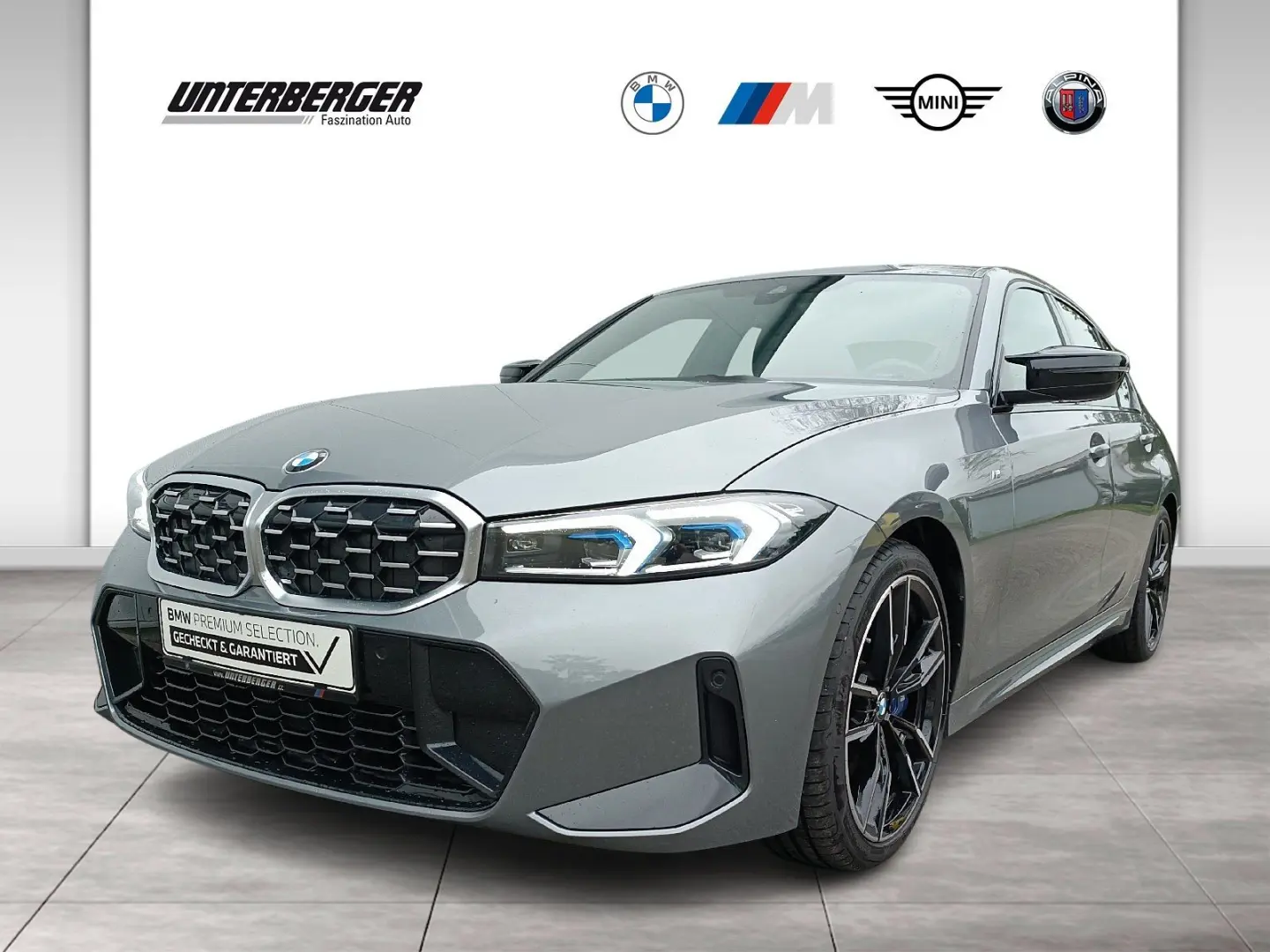 M340i xDrive Limo 19