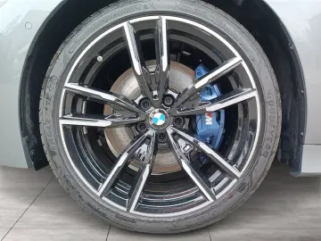 M340i xDrive Limo 19